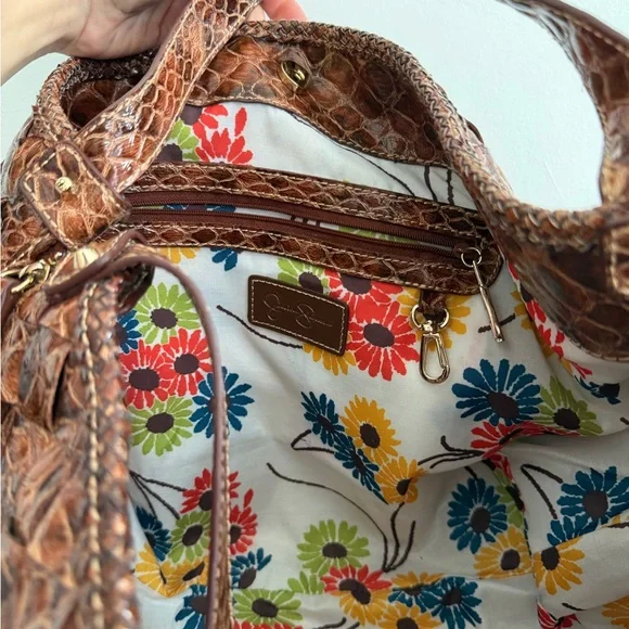 Y2K Jessica Simpson Brown Textured Tote with Butterfly Accent - Picture 3 of 5